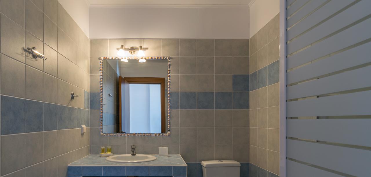 Malion Rooms Adamantas  ภายนอก รูปภาพ