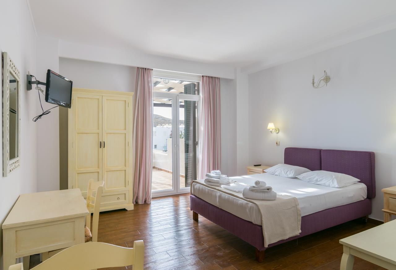 Malion Rooms Adamantas  ภายนอก รูปภาพ
