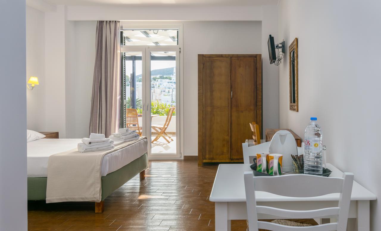 Malion Rooms Adamantas  ภายนอก รูปภาพ